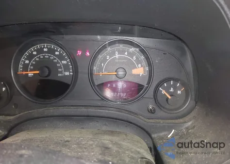 2015 Jeep Patriot Latitude z USA, uszkodzony, nr VIN 1C4NJRFB0FD292735